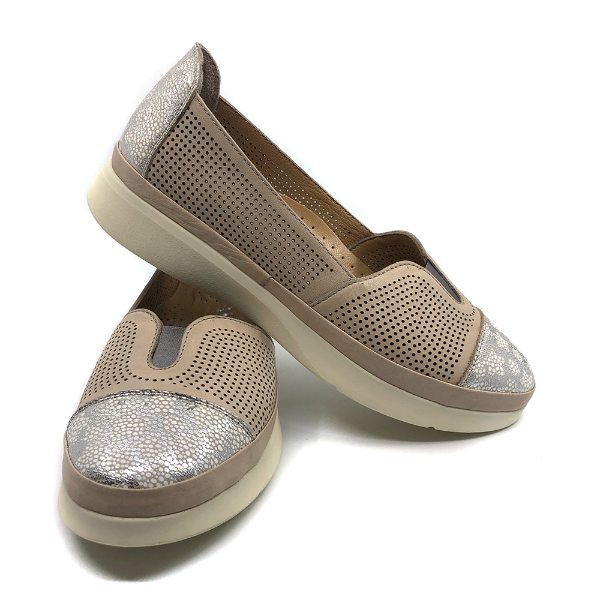 Natural women's slip-on shoe