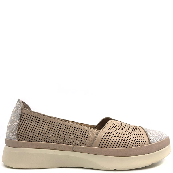 Natural women's slip-on shoe